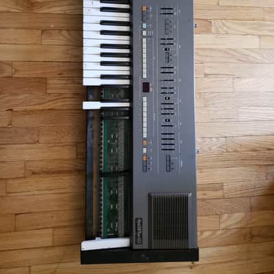 Roland HS 60 Synth - Project - Same as Juno 106 image 1