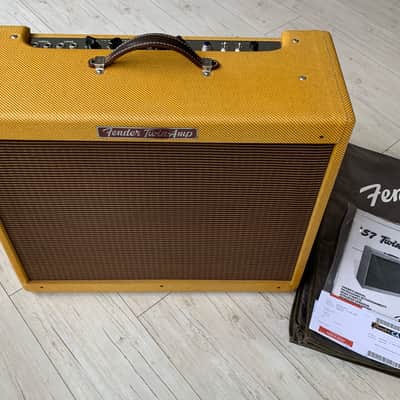 Fender '57 Twin-Amp 2-Channel 40-Watt 2x12" Guitar Combo Lacquered Tweed image 2