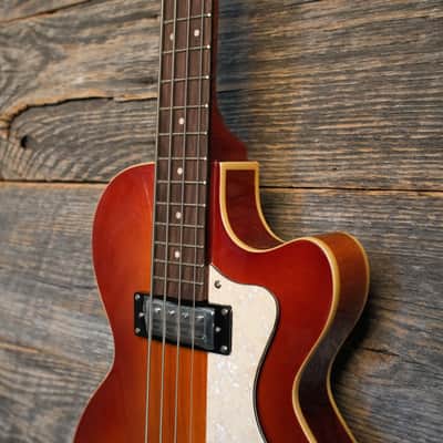 Hofner Ignition PRO Club Electric Bass Guitar- Sunburst image 3