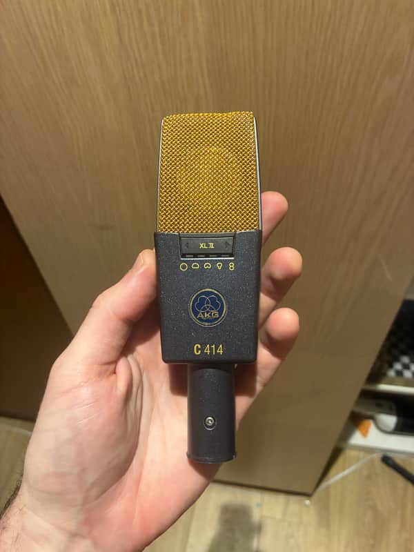 AKG C414 XLII Large Diaphragm Multipattern Condenser Microphone 2010s - Black image 1