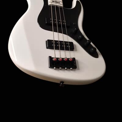 Brubaker JXB-USA-4 2023 - White - Brubaker Dealer image 2