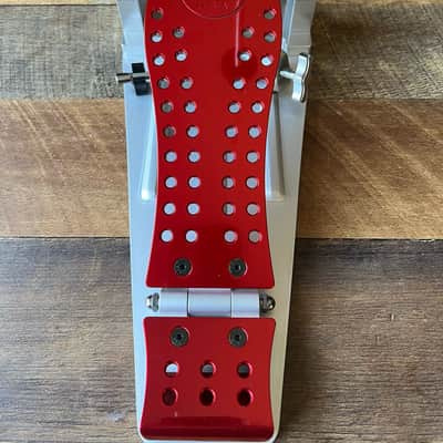DW Machined Chain Drive Single Pedal - Special Edition Red image 6