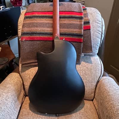 Pristine, all-original 2000-2001 Ovation Standard Balladeer 1861 image 2