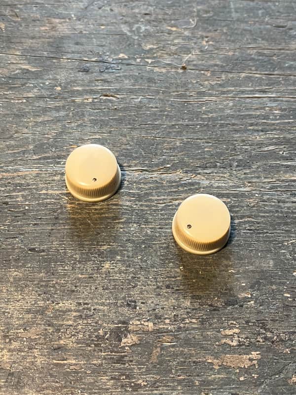 Unknown vinatge bakelite knobs 50's 60's - Creme image 1