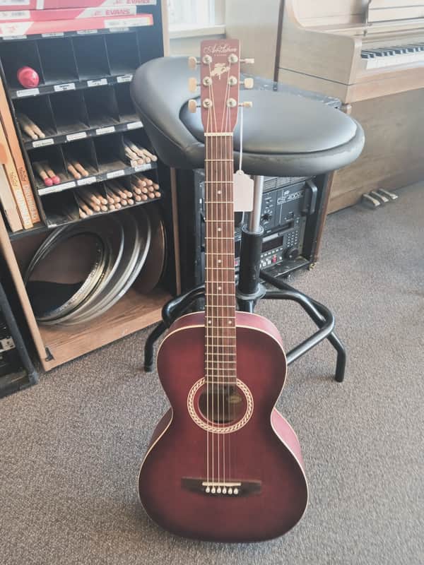 Art & Luthier AMI Parlor 2002 - Burgundy burst image 1