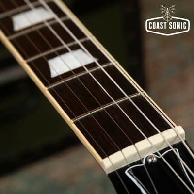 2023 Gibson SG Standard ‘61 Maestro Vibrola Heritage Cherry, original hardcase image 12