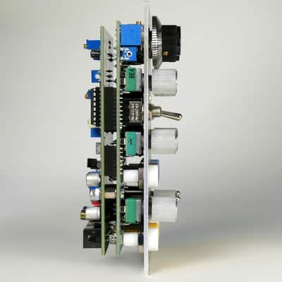 XR22 VCO FT - with amplitude modulation and FSK - banana version Helene image 6