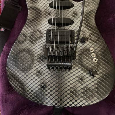 B. C. Rich ST-lll U.S.A. - HSS Vintage 1987 Snake Skin image 17