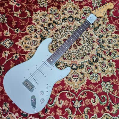 *NEW IN BOX* 2026 Fender Japan Artist Series, Limited Edition JUKJAE Stratocaster Baggy Olympic White, Fender Flagship Tokyo Store Exclusivity 🔥 image 5