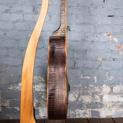 Beard Legacy R 2024 - Two Tone: Natural/ Black Ice image 5