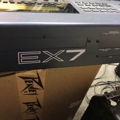Yamaha EX7 image 9