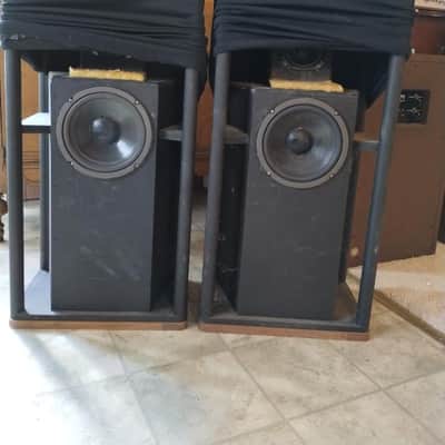 Vandersteen Model 2 speakers in excellent condition - 1980's image 1