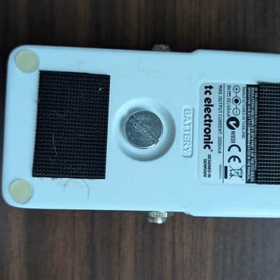 TC Electronic Polytune 2 2010s White image 2