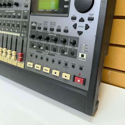 Roland VS-840GX Digital Studio Workstation 2000s - Gray image 3