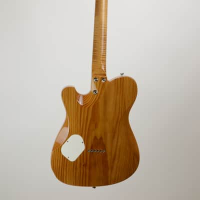 Bruce Guitars - "The Ellary" deluxe, surf green , Gemini pickups image 7