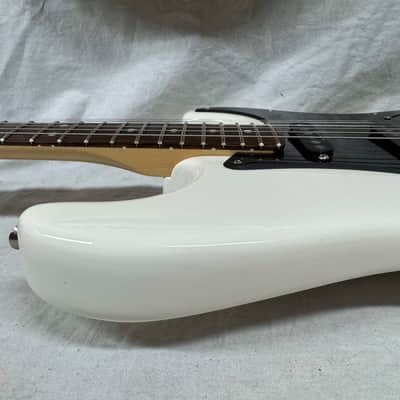Fender American Performer Stratocaster Guitar with Rexylab Ultimate Strat upgrades/mods + Case 2023 - Arctic White / Rosewood fingerboard image 21