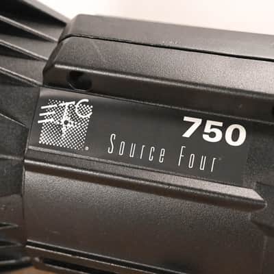 ETC Source Four 750 19 Degree Ellipsoidal Light CG01WZB image 2