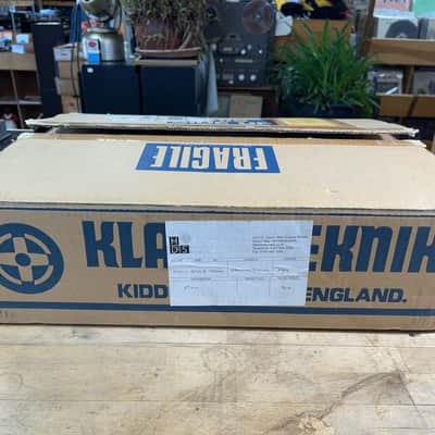 Klark Teknik DN 410 Dual Parametric Equaliser image 7