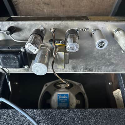 1966 Fender Vibro Champ - Original Clean image 12