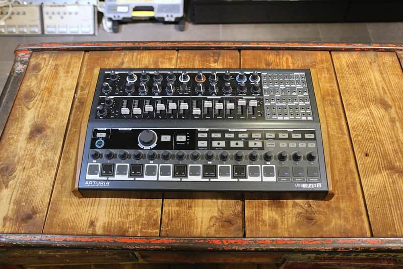 Arturia MiniBrute 2S Desktop Synthesizer