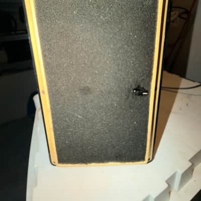 Galaxy Audio Hot Spot Personal Stage Monitor (16 Ohms) image 2