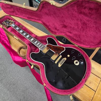 Gibson BB King Lucille 2001 with case - Ebony image 1