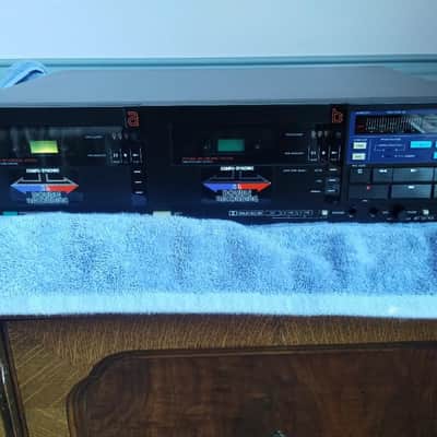 Sansui D-W9 double cassette deck for parts or repair. - 1980's image 1