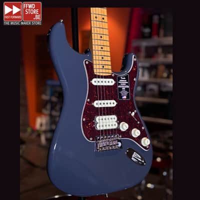 Fender American Professional Classic Stratocaster HSS 2025 - Present - Faded Black image 1