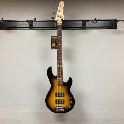 G&L L-2000 USA Tobacco Sunburst Bass image 2