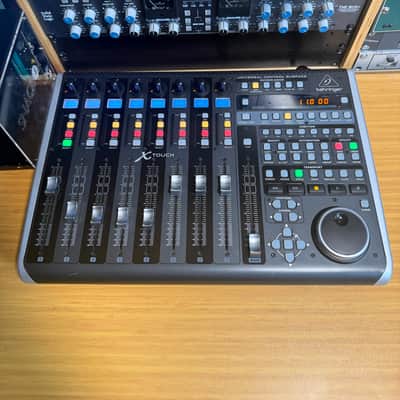 Behringer X-TOUCH Universal DAW Control Surface 2015 - Present - Standard
