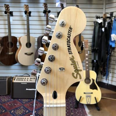 Squier Affinity Series Stratocaster Black w/Maple Fingerboard image 7