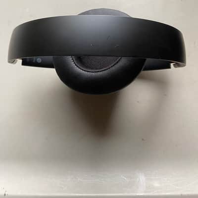 Beats by Dre Solo 4 Wireless Headphones image 7