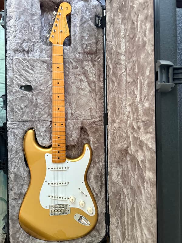 UPGRADED PICKUPS Fender Vintera III Late '50s Stratocaster - Aztec Gold - INCLUDES HARD CASE image 1