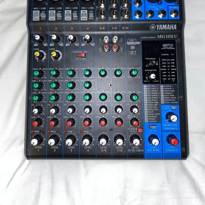 Yamaha MG10XU 10-Channel Analog Mixer (2/2) image 1