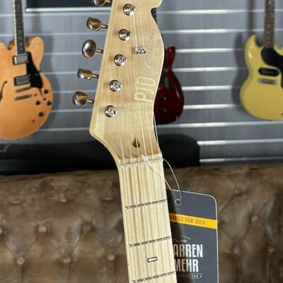 PJD Woodford Standard Plus HSS / Tremolo - 3-Tone-Sunburst + Made in England + NEW + 2,898 kg ! image 3