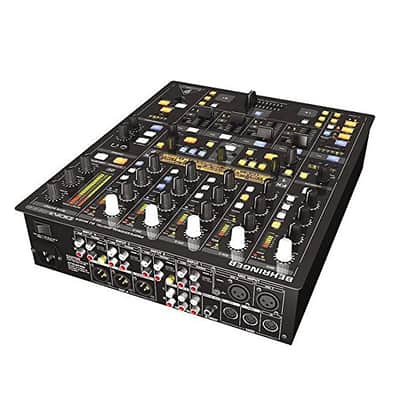 Behringer Digital Pro Mixer Ddm4000 image 1