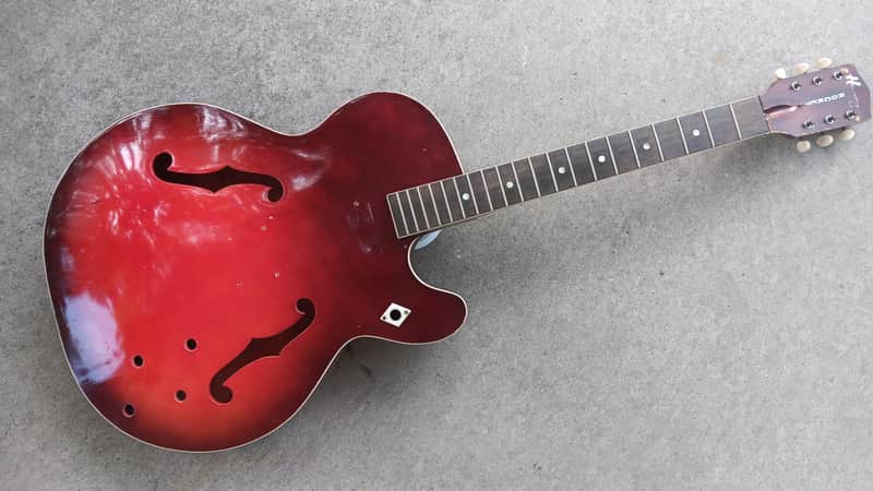 Harmony H54 Rocket husk Early 60's - Red image 1