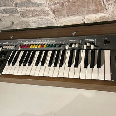 Yamaha SY-1 Synthesizer with original case image 2