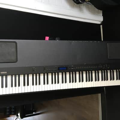 Yamaha P-200 88 Note Digital Piano - D1374
