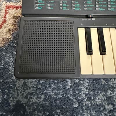 Yamaha PSS-140 Synthesizer 1980s - Black image 3