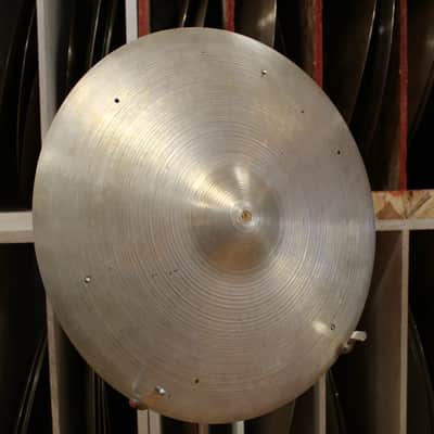 1960s A. Zildjian 18" Sizzle Crash 1420g image 3