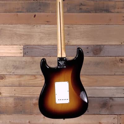 Fender Limited Edition 70th Anniversary 1954 Stratocaster DLX Closet Classic Wide-Fade 2-Color Sunburst w/ Case image 5