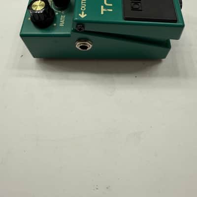 Boss Roland TR-2 Tremolo Guitar Effect Pedal image 3