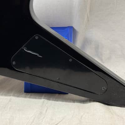 Gibson DSVE00EBCH1 '80s 1980s Flying V Guitar with Case 2023 - Ebony / Black image 14