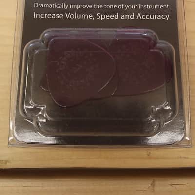 Gravity Thin Picks (3 pack) .60mm image 2