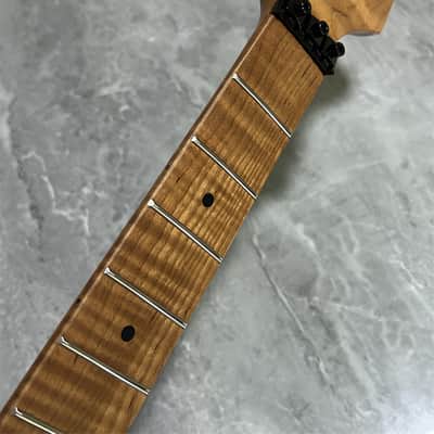 Wheel truss AAAA 22fret Roasted Flame Maple Electric guitar neck part locking nut image 2