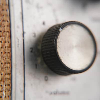 Immagine Silvertone Model 1482 1x12 Combo Guitar Amp #59003 - 11