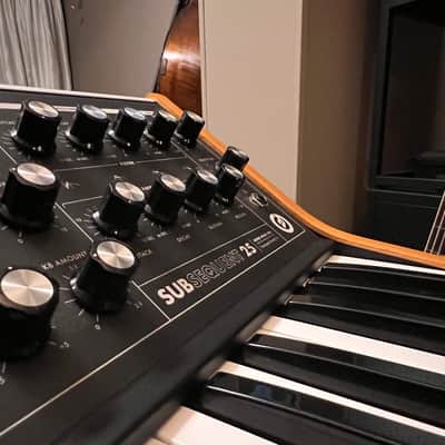 Moog Subsequent 25 Analog Synth 2020 - Present Black Bild 13
