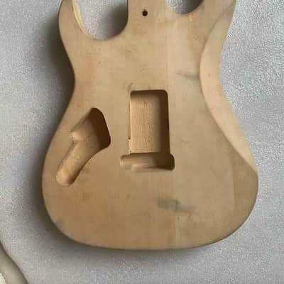 Carved Skull Head Top HSS Guitar Basswood Body with Tiger Maple Top image 3