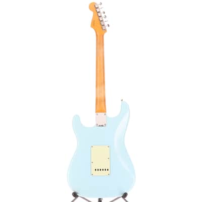 Fender Vintera® II Road Worn® '60s Stratocaster®, Rosewood Fingerboard, Sonic Blue (RC3)(14827) (14827) image 6